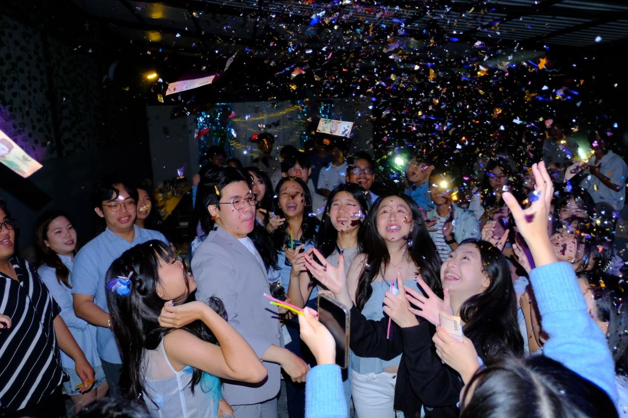 DJ HASTA (Prihasta Krisa Asadha) live — Eugenia's 17th